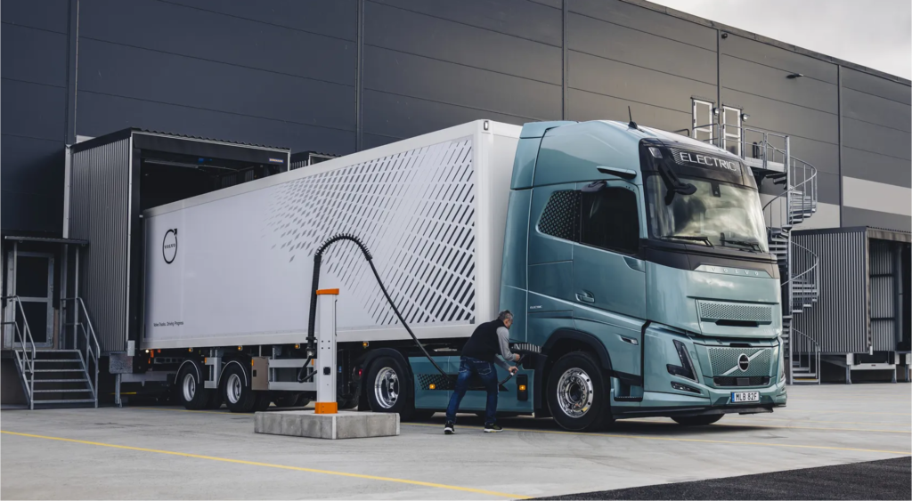 Volvo lastebil lader kempower