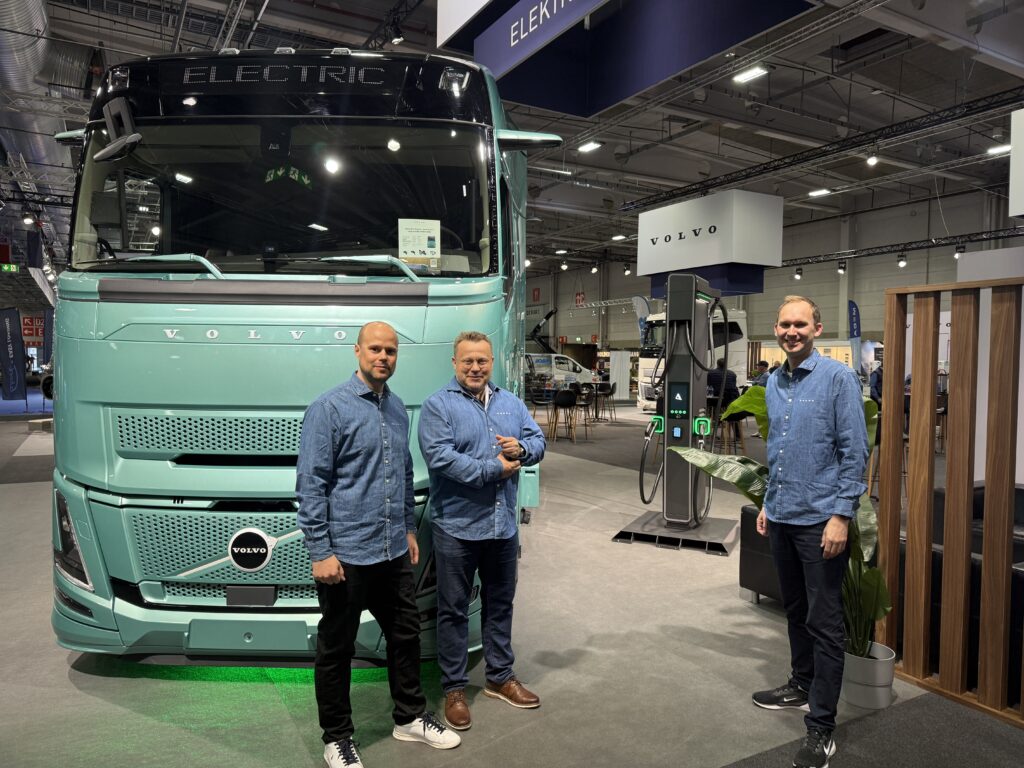 DRiiV på stand med Volvo